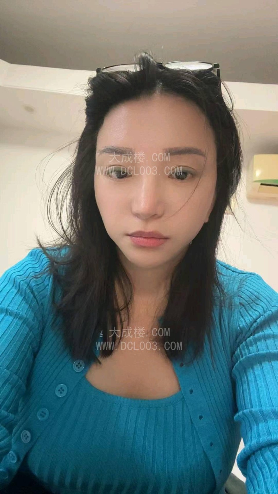 杭州戴眼镜的大胸少妇
