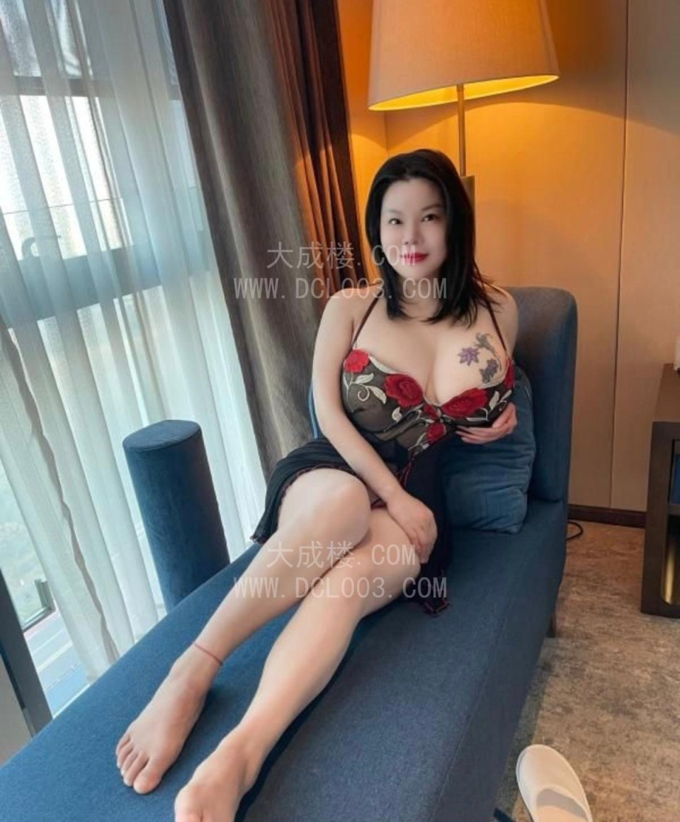 南京溪蔓F老师大胸