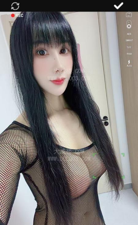 朝阳风骚翘臀小蜜桃