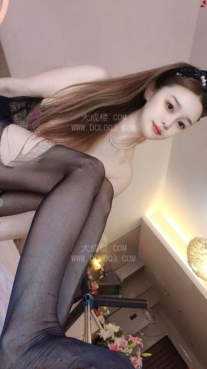 太原高颜黑丝巨乳丹妮