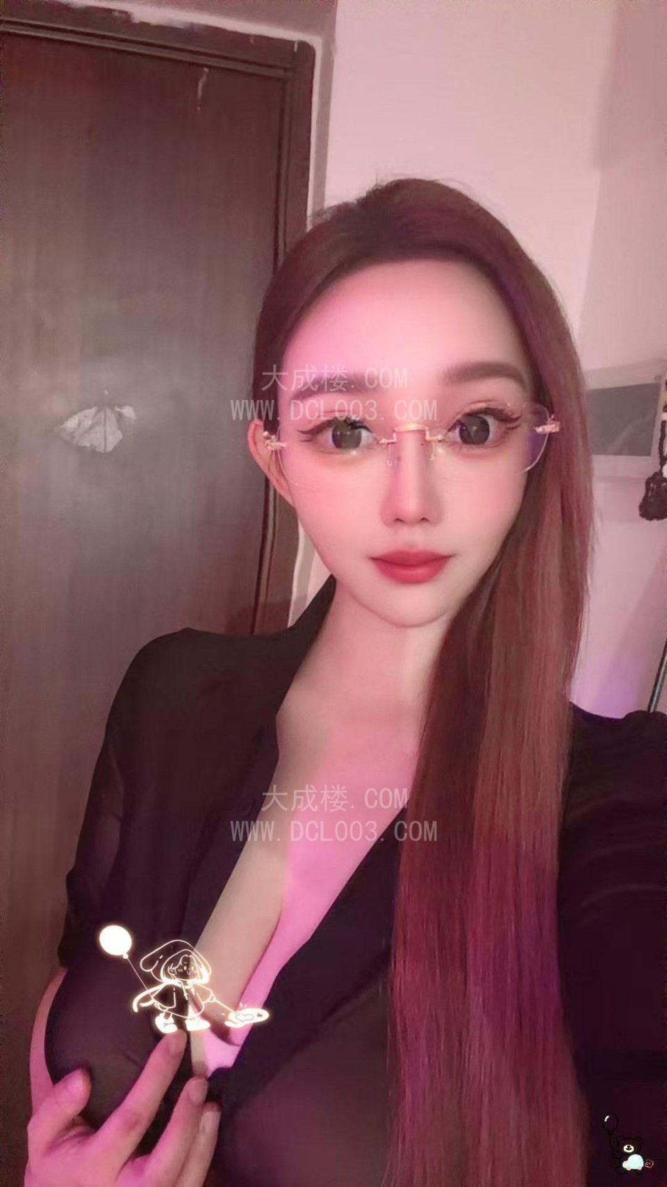 河东三通大奶少妇