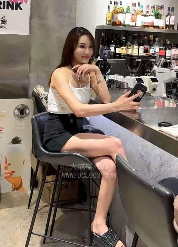 白云靓女冰冰有双飞