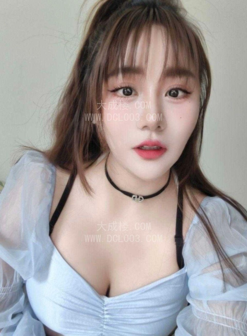 海珠性感风骚大胸骚妹
