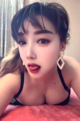 南昌西湖大奶果果