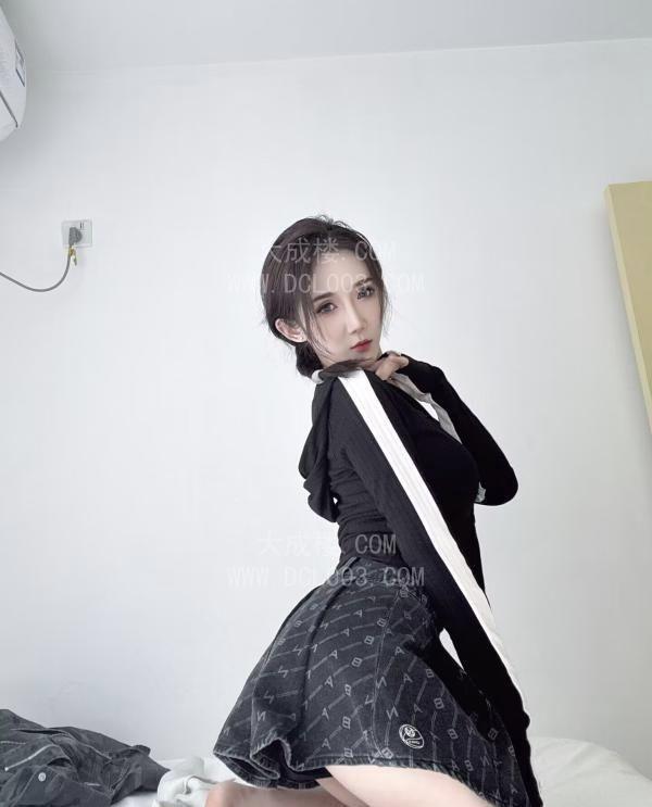 东河大胸美女