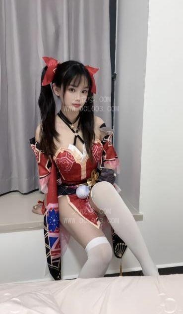 天河二次元COS甜甜