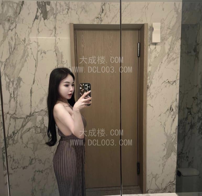 南昌童颜巨乳美女老师