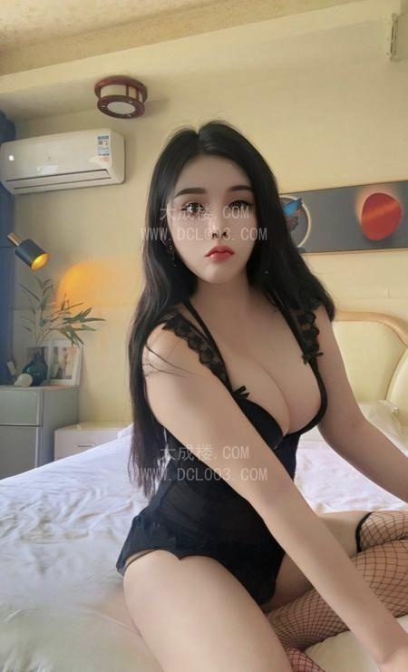南山区巨乳制服诱惑小七
