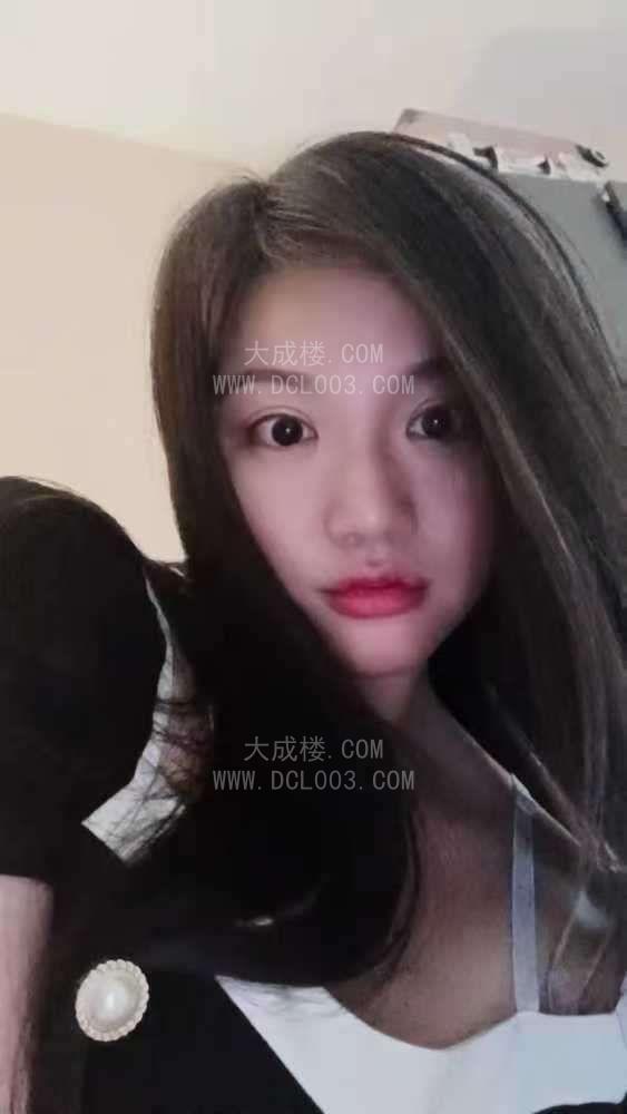 南山丰乳肥臀欲女小甜甜